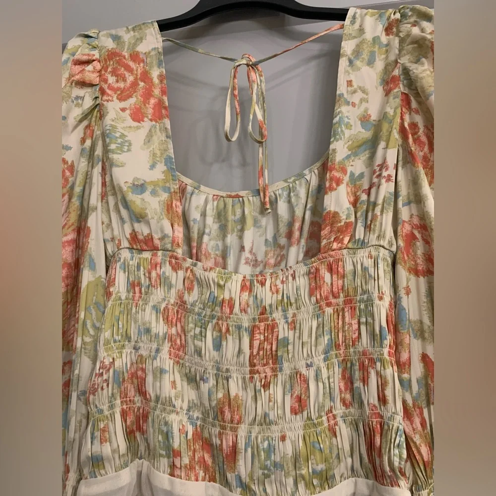 Free People Intimately Smock It To You Bodysuit size Medium Floral Ivory Smocked - Picture 11 of 15
